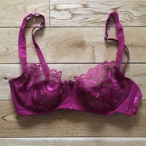 Victoria’s Secret Deep fuschia bra 34C